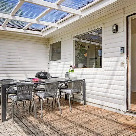 Semesterbostad 6 Person Holiday In Allinge-Sandvig